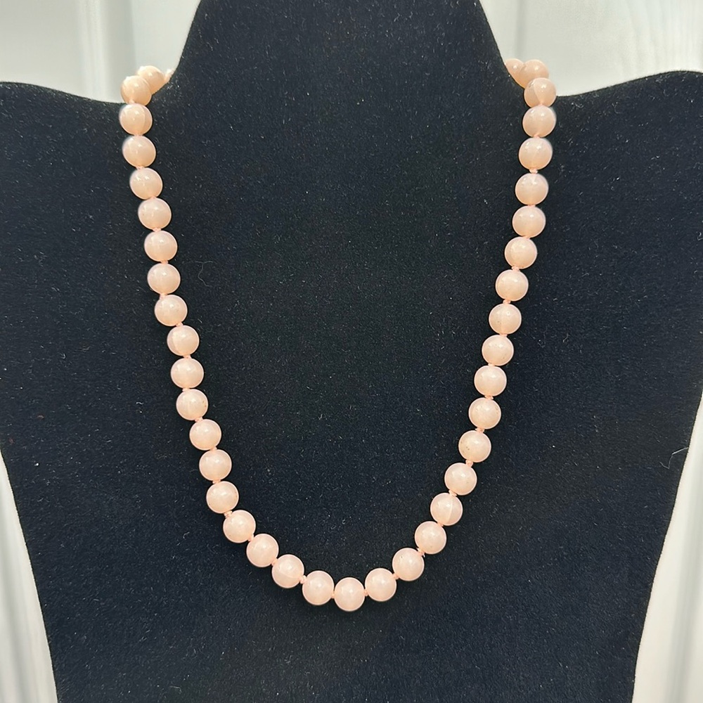 Crown Trifari Signed Hand Knotted Pink Round Acrylic Bead Vintage Necklace